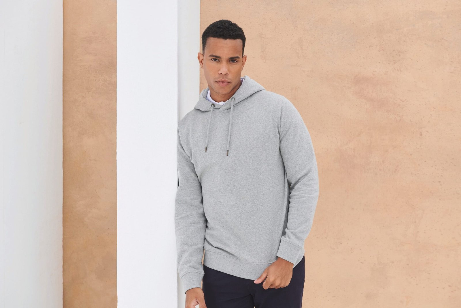 Sweat-shirt à capuche écoresponsable unisexe — Photo produit