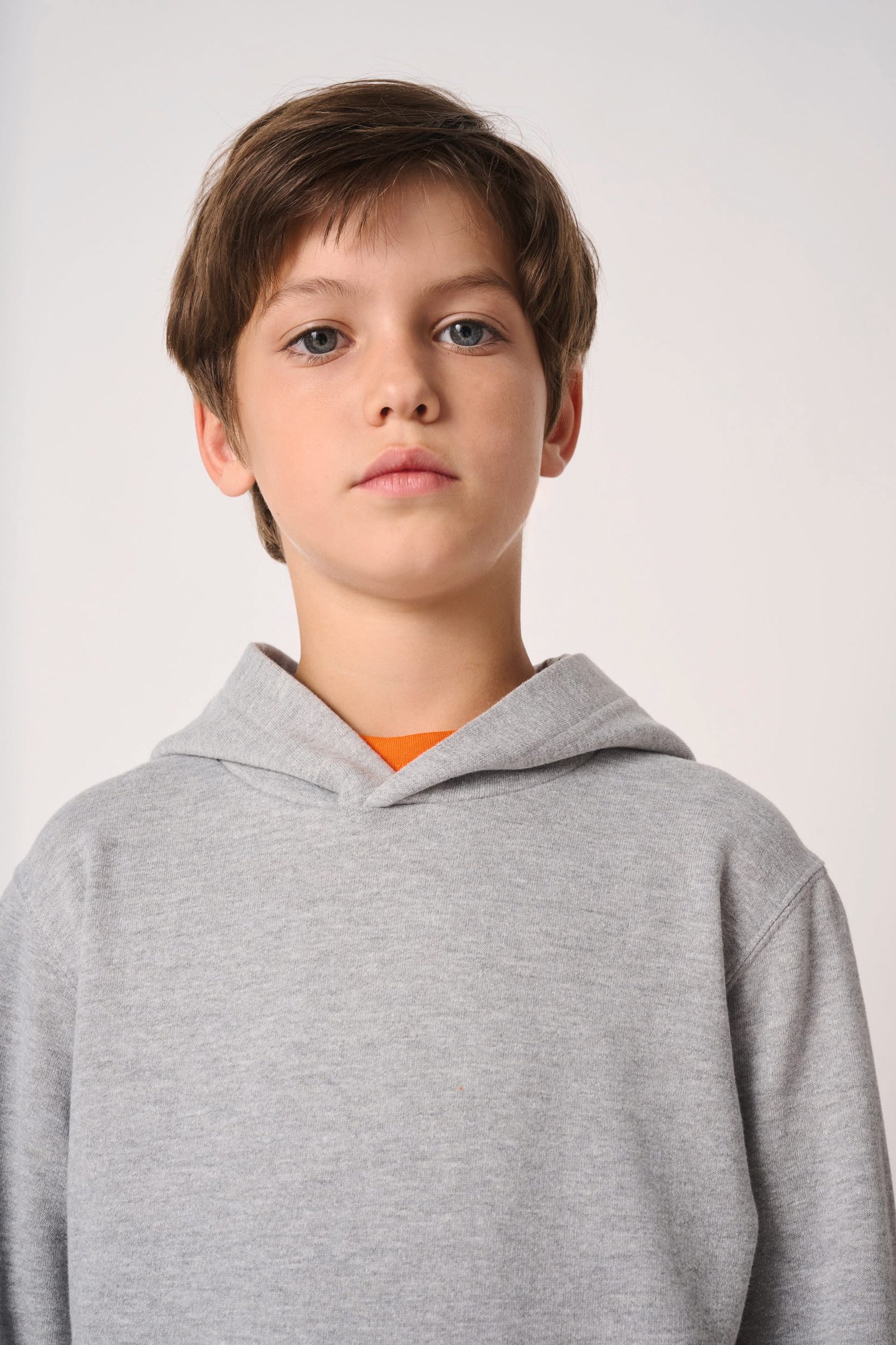 Sweat-shirt à capuche enfant — Photo produit