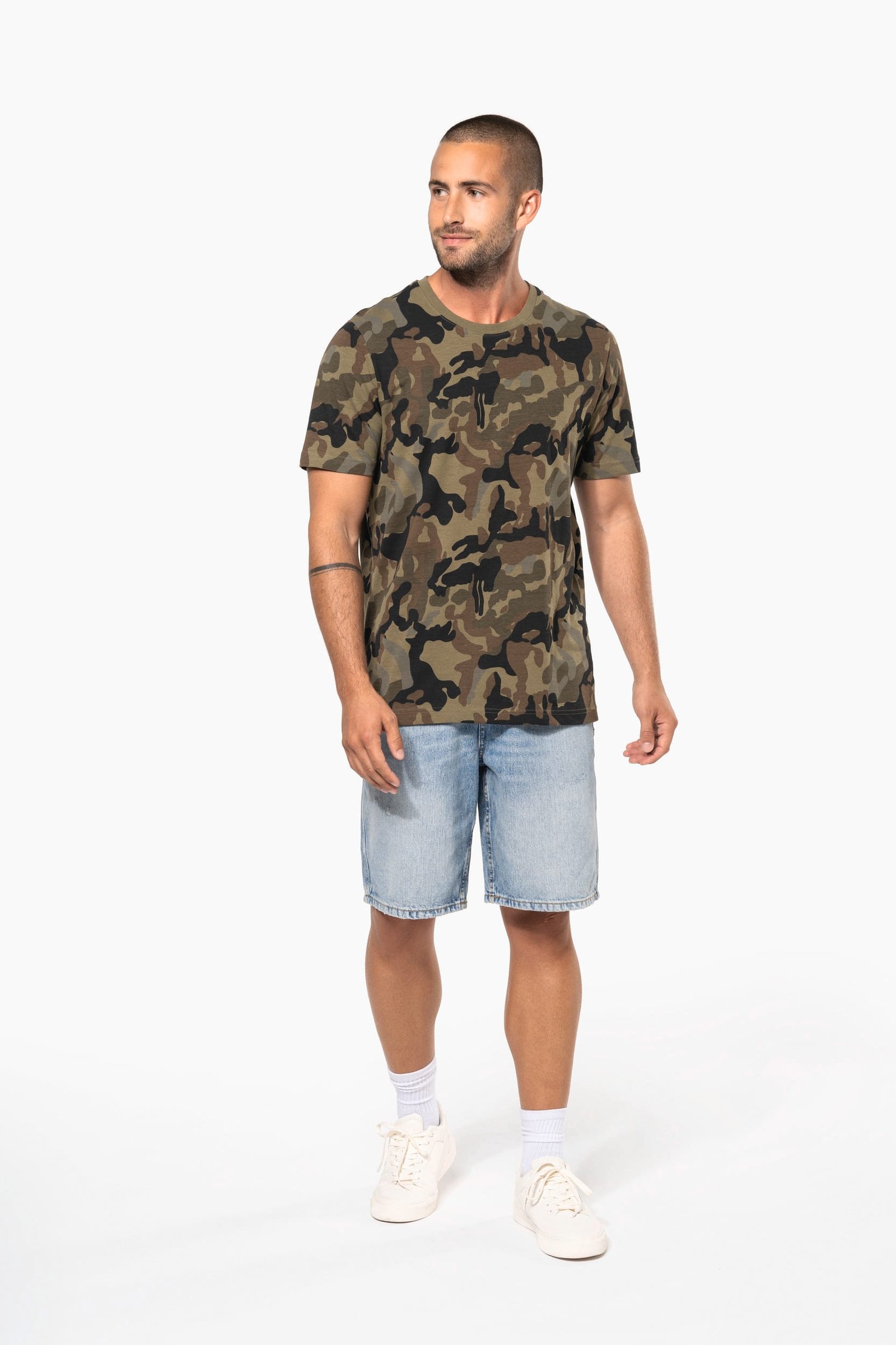T-shirt camo manches courtes homme — Photo produit