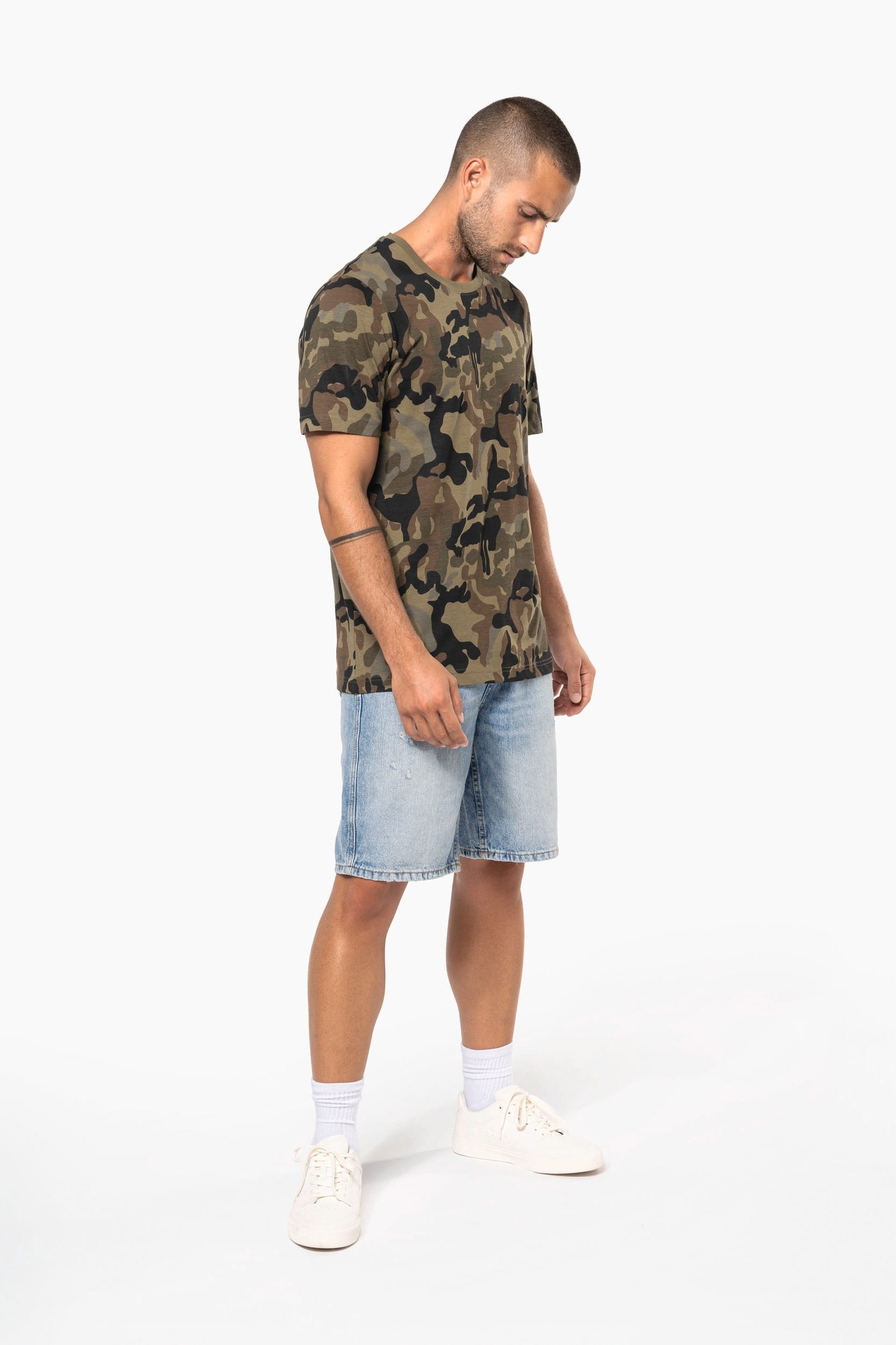 T-shirt camo manches courtes homme — Photo produit