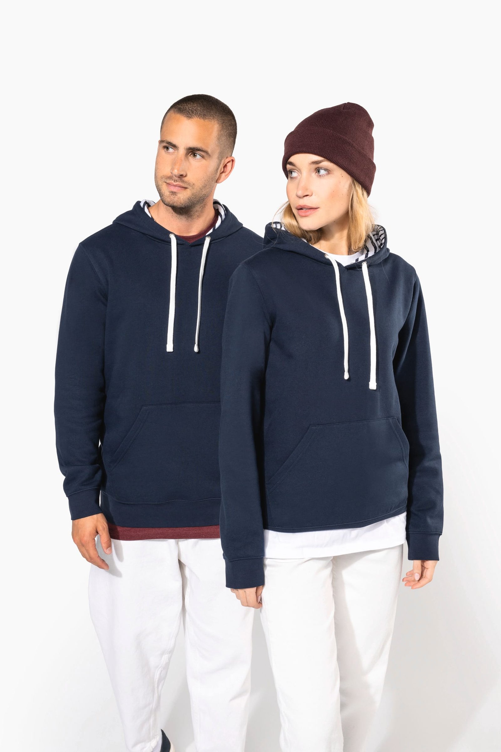 Sweat-shirt à capuche contrastée à motifs unisexe — Photo produit