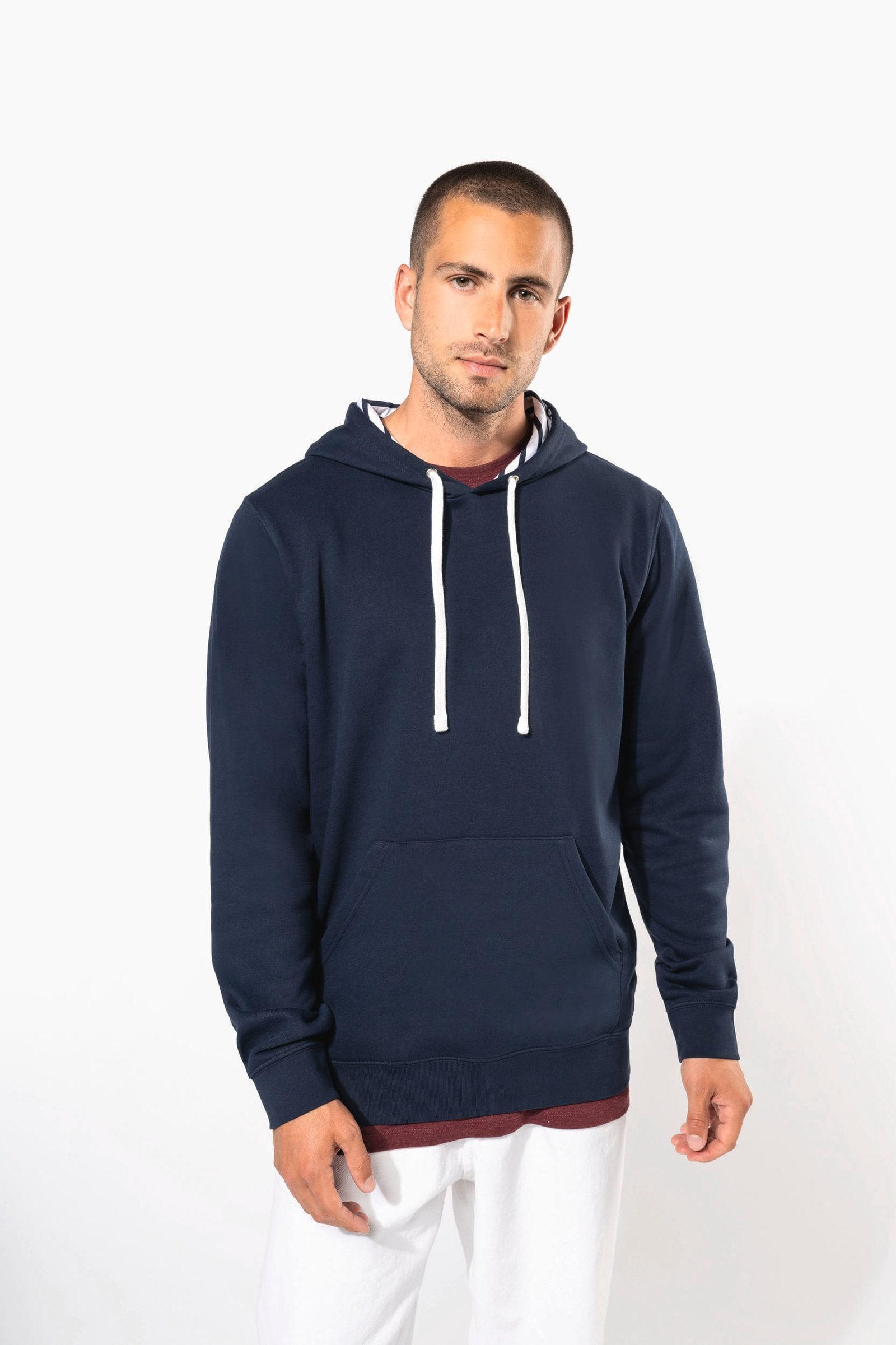 Sweat-shirt à capuche contrastée à motifs unisexe — Photo produit