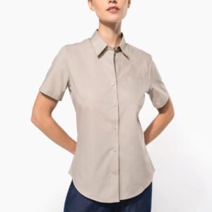 Chemise popeline polycoton manches courtes entretien facile femme — Photo produit