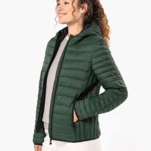 Doudoune légère capuche femme — Photo produit